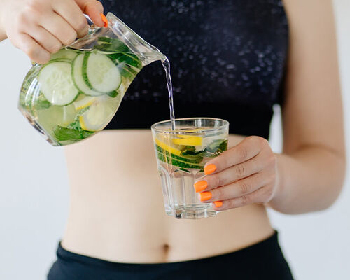 does-lemon-ginger-water-really-target-belly-fat-a-7-day-real-life-test-science-clues-calm-morning-ritual-guide-6964deaf4696f